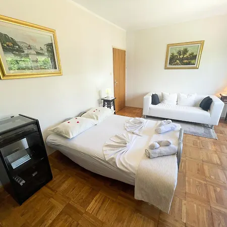 Vilă Kuca Za Odmor Sea And Stone *